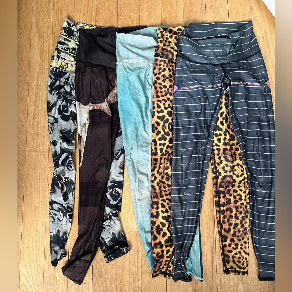 4 pack Teeki leggings + 1 VS sport legging
